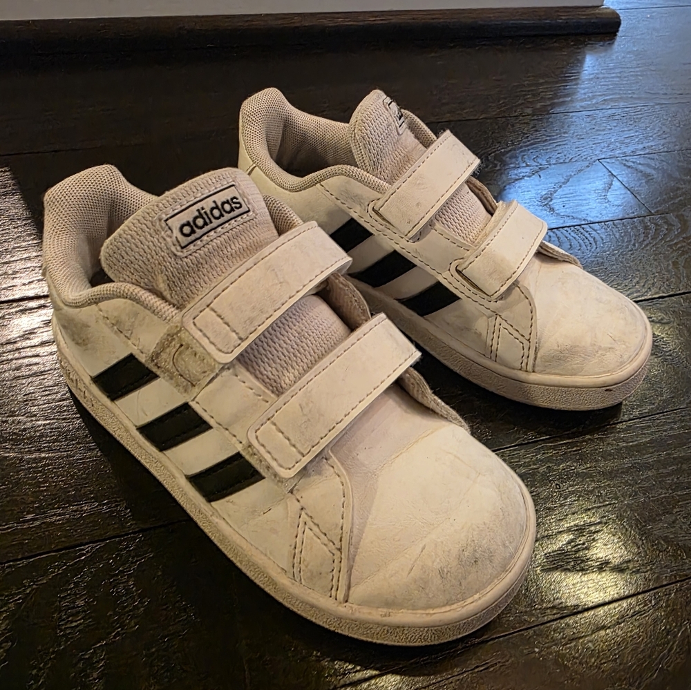 Adidas Kids White and Black Velcro Sneakers Kids Size 10K